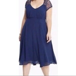 Torrid navy lace cap sleeve midi dress, size 10